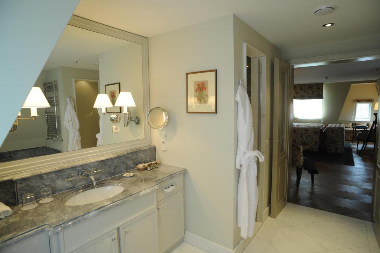 Detmolder Hof Hotel 4*